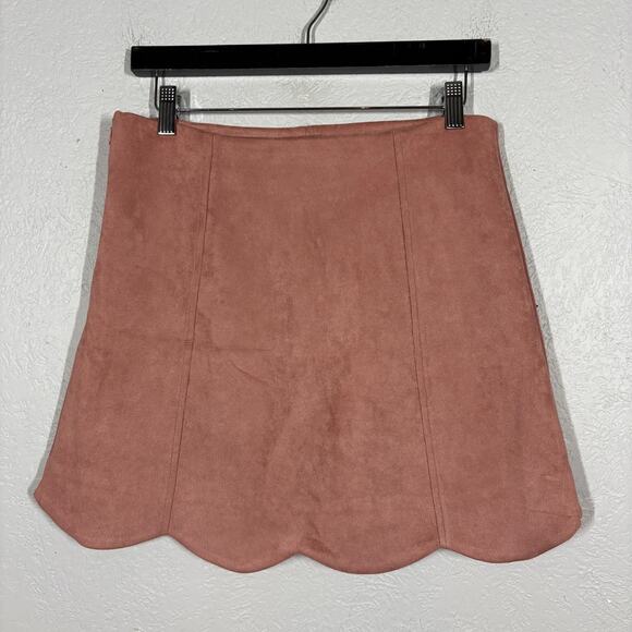 HYFVE Scalloped Edge Mini Skirt Dusty Rose Snap Front Casual - L - Picture 4 of 5